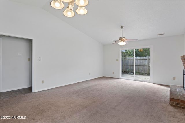 100 Creekview Drive, Jacksonville, NC 28540