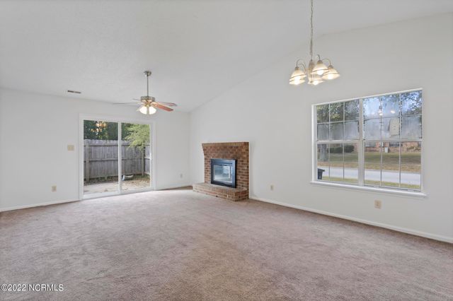 100 Creekview Drive, Jacksonville, NC 28540