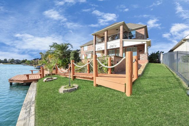 17859 Camp Cove Drive, Cypress, TX 77429