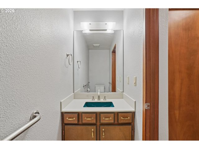 8455 Sw LAFAYETTE Way Ground, Wilsonville, OR 97070