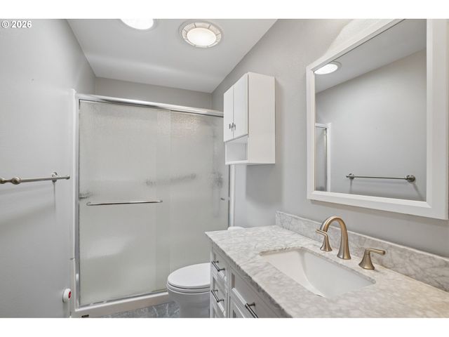 8455 Sw LAFAYETTE Way Ground, Wilsonville, OR 97070