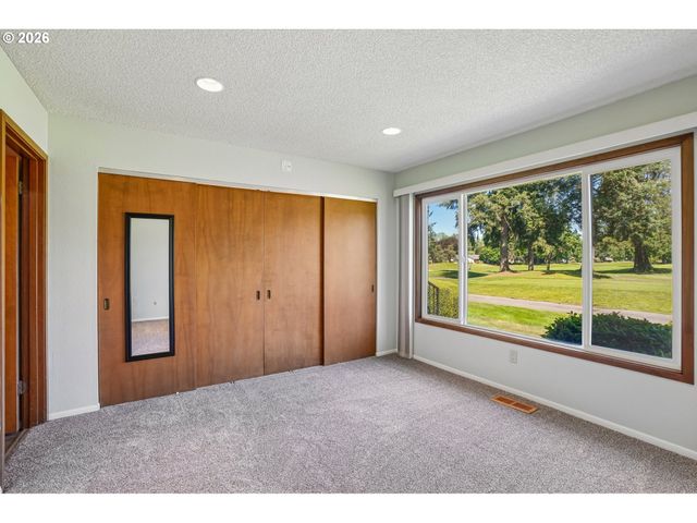 8455 Sw LAFAYETTE Way Ground, Wilsonville, OR 97070