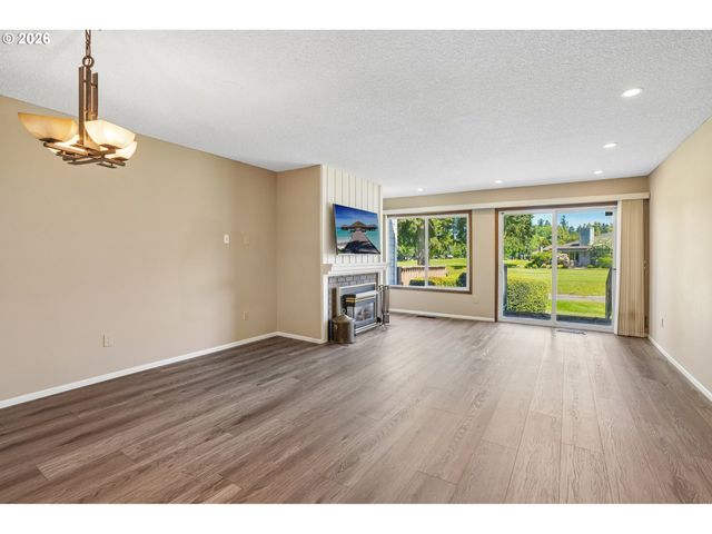 8455 Sw LAFAYETTE Way Ground, Wilsonville, OR 97070