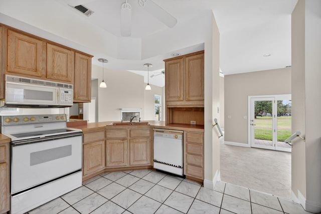 2405 Founders CIR, Spicewood, TX 78669