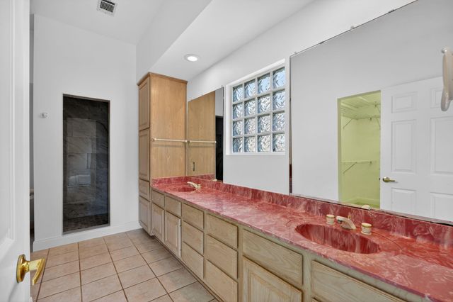 2405 Founders CIR, Spicewood, TX 78669