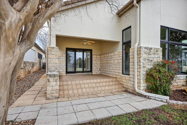 2405 Founders CIR, Spicewood, TX 78669
