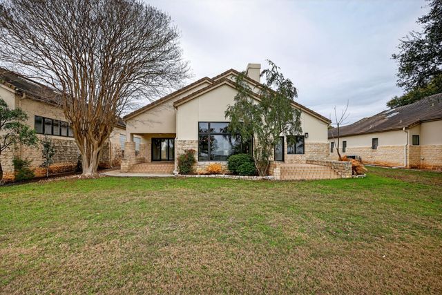 2405 Founders CIR, Spicewood, TX 78669
