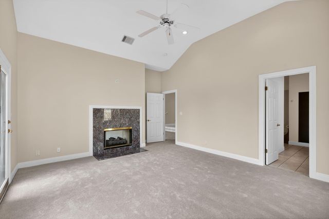 2405 Founders CIR, Spicewood, TX 78669