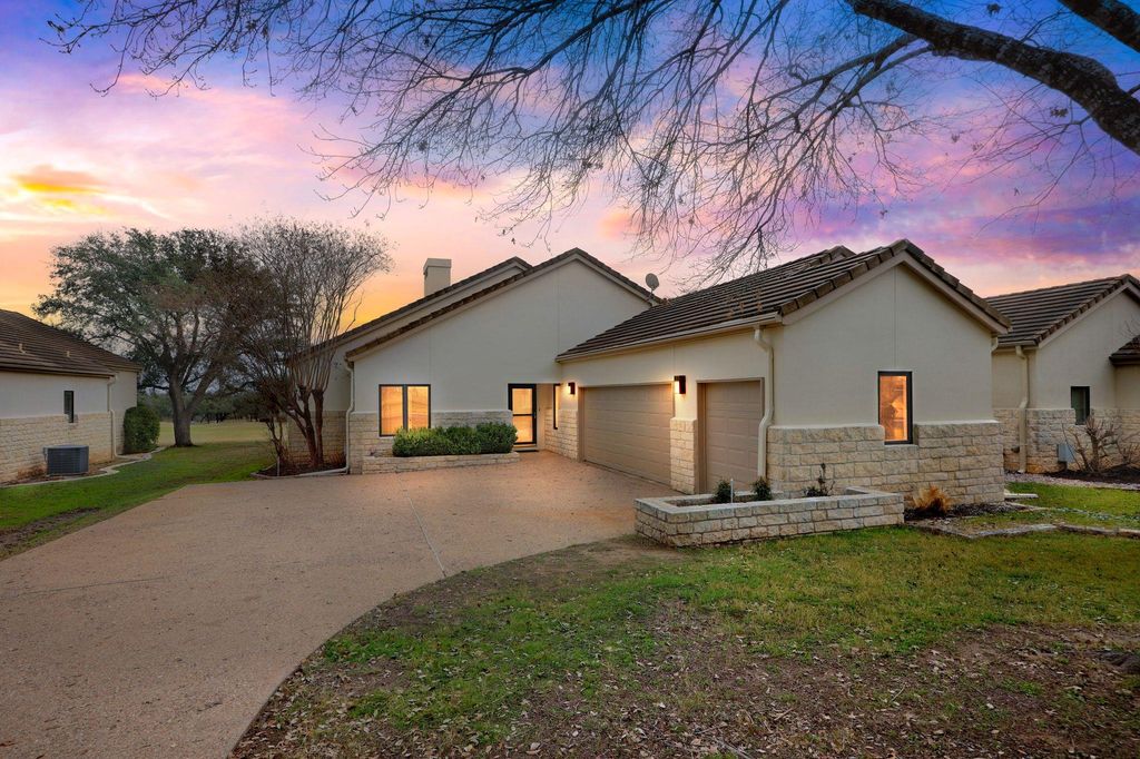 2405 Founders CIR, Spicewood, TX 78669