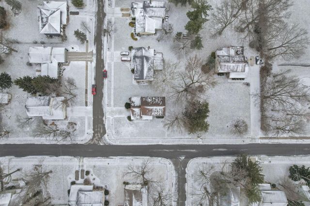 7010 Rockwoods Place, Worthington, OH 43085