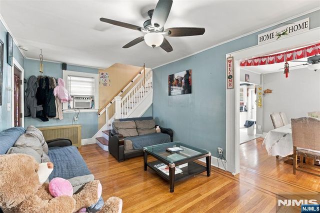 18 Newell Place, North Arlington, NJ 07031