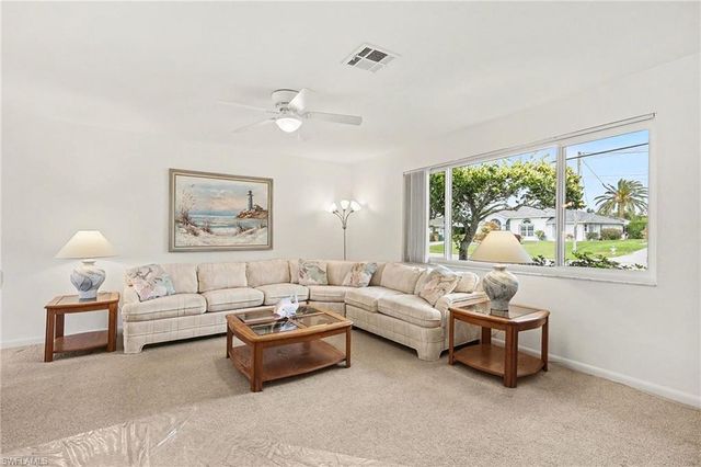 502 SE 32nd ST, Cape Coral, FL 33904