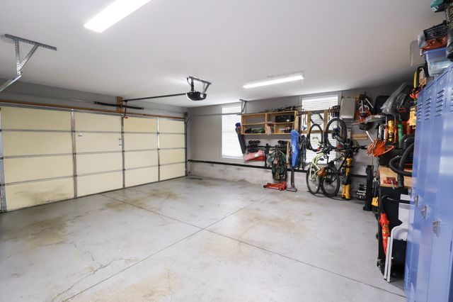 4010 Windsong Trl, Greenbrier, TN 37073