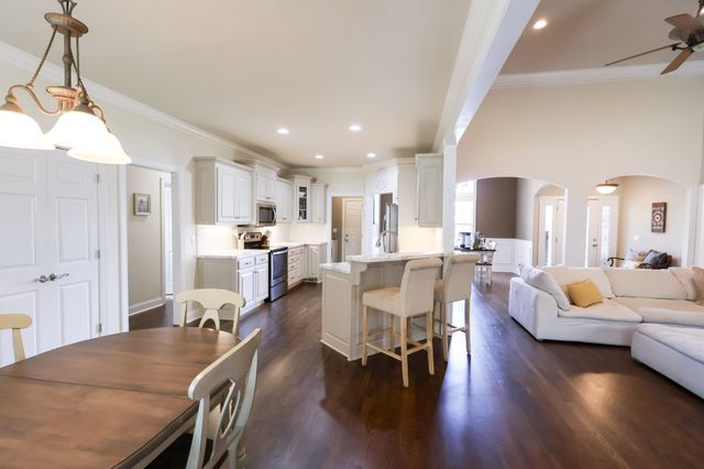 4010 Windsong Trl, Greenbrier, TN 37073