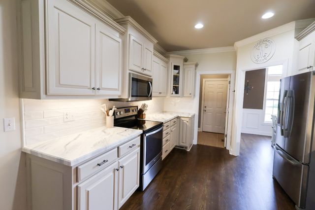 4010 Windsong Trl, Greenbrier, TN 37073