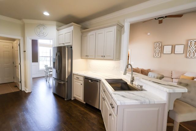 4010 Windsong Trl, Greenbrier, TN 37073