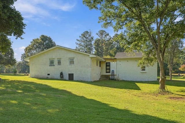 8736 Camp Road, Winston, GA 30187
