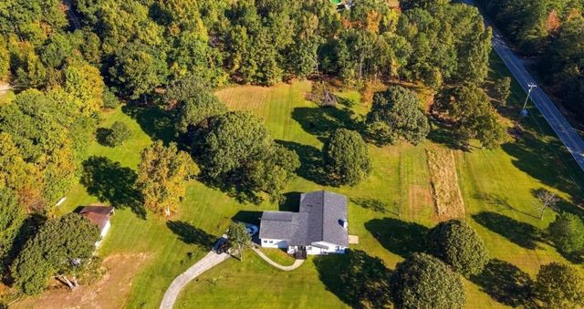 8736 Camp Road, Winston, GA 30187