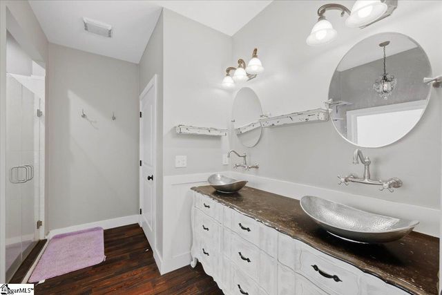 1601 E Saluda Lake Road, Greenville, SC 29611