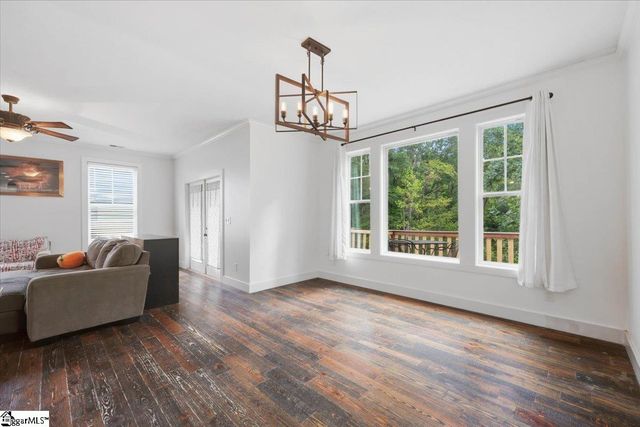 1601 E Saluda Lake Road, Greenville, SC 29611