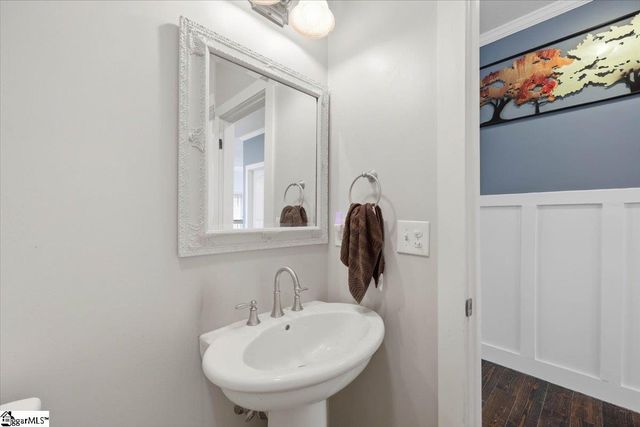 1601 E Saluda Lake Road, Greenville, SC 29611