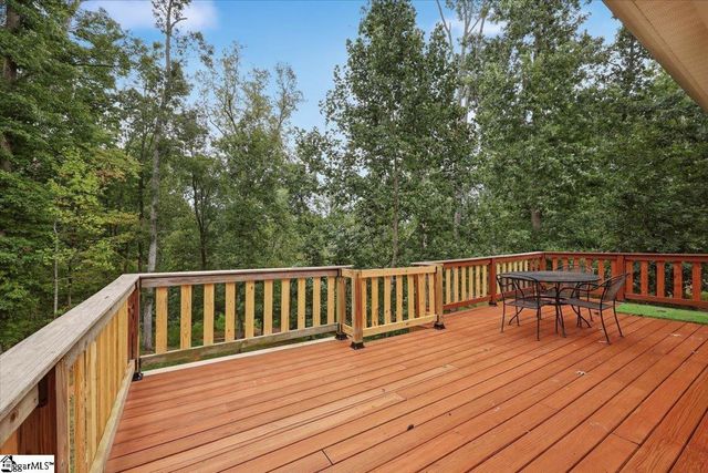 1601 E Saluda Lake Road, Greenville, SC 29611