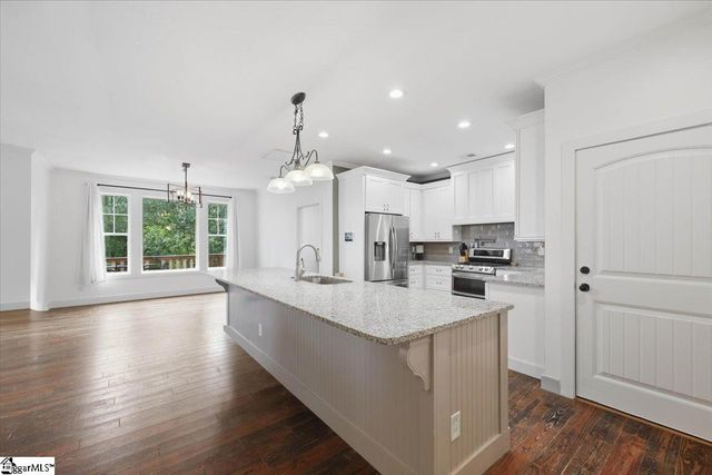 1601 E Saluda Lake Road, Greenville, SC 29611