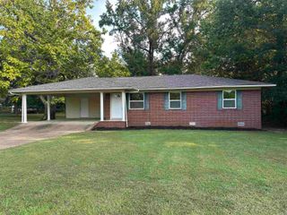 1805 Pine Bluff Street, Malvern, AR 72104