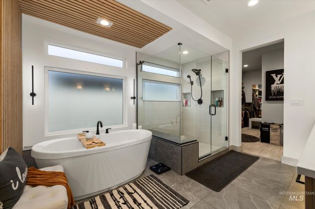 2250 Steichen Way, Meridian, ID 83642