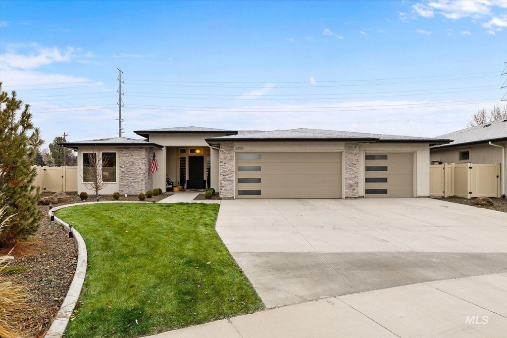 2250 Steichen Way, Meridian, ID 83642