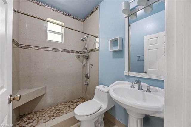 360 18th ST NE, Naples, FL 34120