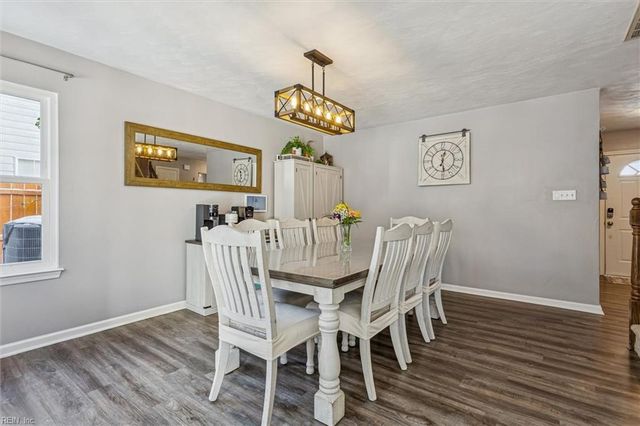 113 Vivian CT, Yorktown, VA 23690