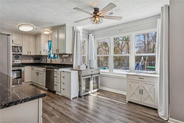 113 Vivian CT, Yorktown, VA 23690