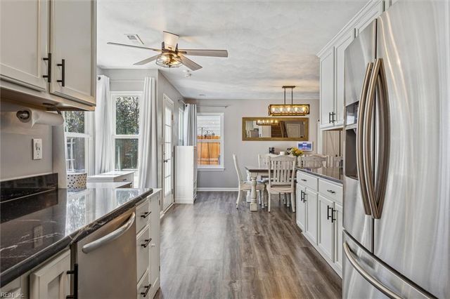 113 Vivian CT, Yorktown, VA 23690