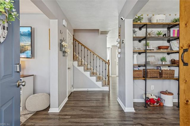 113 Vivian CT, Yorktown, VA 23690