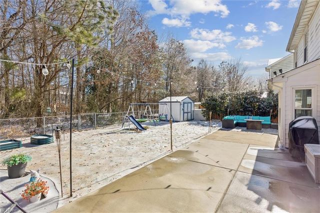 113 Vivian CT, Yorktown, VA 23690