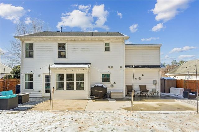 113 Vivian CT, Yorktown, VA 23690