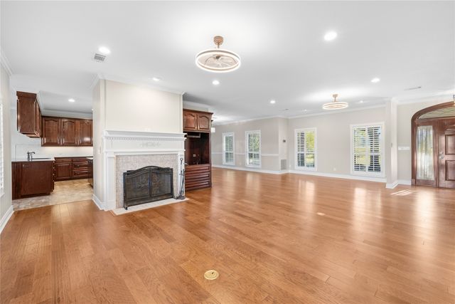 200 County Road 2130, Gainesville, TX 76240