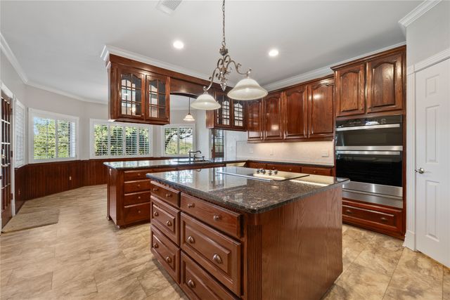 200 County Road 2130, Gainesville, TX 76240