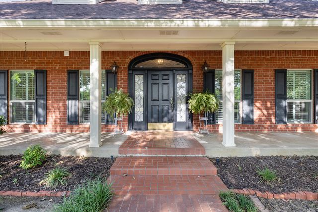 200 County Road 2130, Gainesville, TX 76240