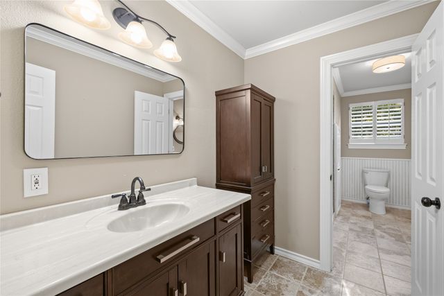 200 County Road 2130, Gainesville, TX 76240