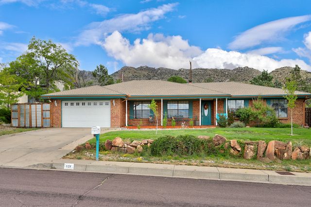 528 Turner Drive NE, Albuquerque, NM 87123