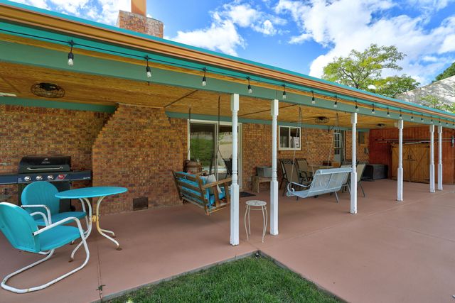 528 Turner Drive NE, Albuquerque, NM 87123