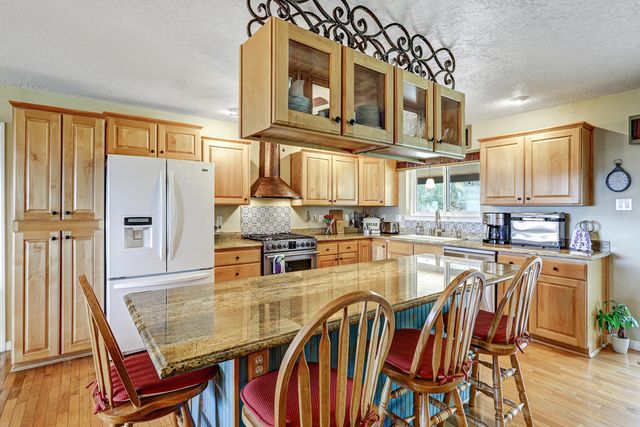 528 Turner Drive NE, Albuquerque, NM 87123