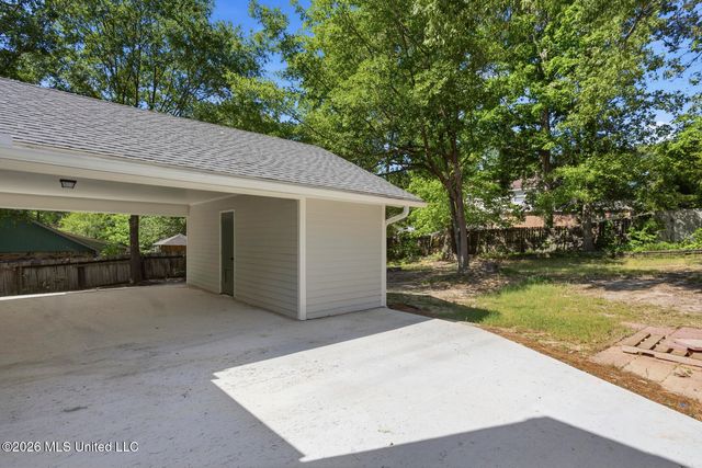 312 Helmsley Drive, Brandon, MS 39047