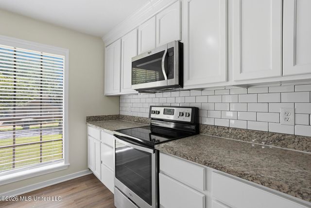 312 Helmsley Drive, Brandon, MS 39047