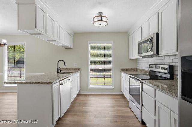 312 Helmsley Drive, Brandon, MS 39047