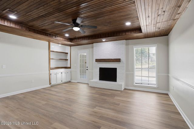 312 Helmsley Drive, Brandon, MS 39047