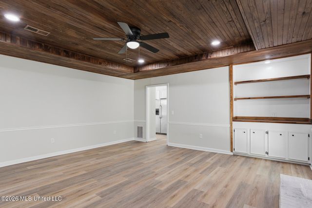 312 Helmsley Drive, Brandon, MS 39047