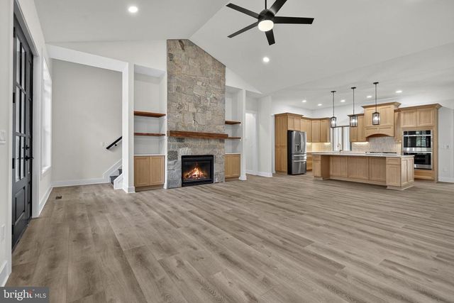 5355 HILLSIDE DR, Warrenton, VA 20187